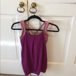 Lululemon workout shirt